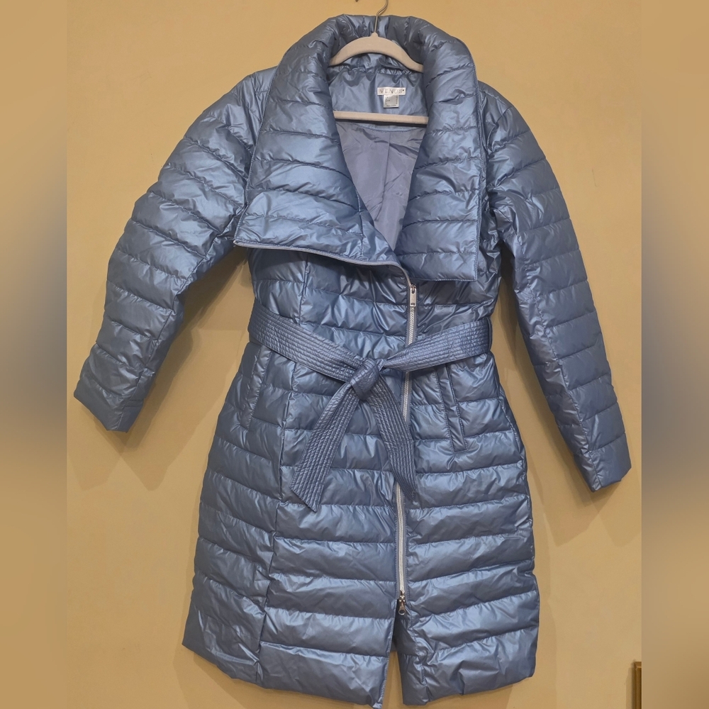 Venus Women's Blue Puffer Coat Size 6 NIB